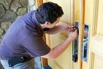 Key replication machine duplicating a key